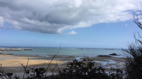 Au Phare de binic & Au bruit des vagues